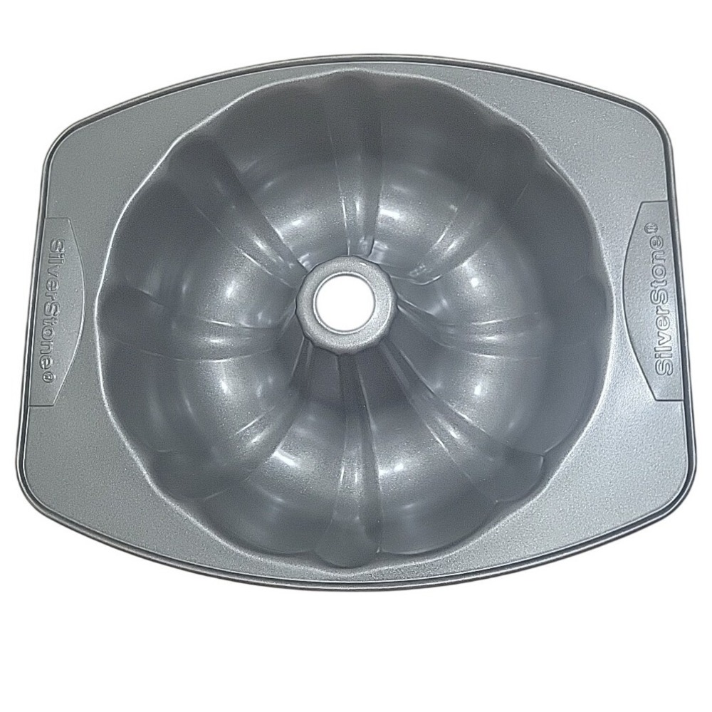 SilverStone 10 Inch Fluted Mold Bundt Cake Pan Nonstick Grey Silver Bakeware